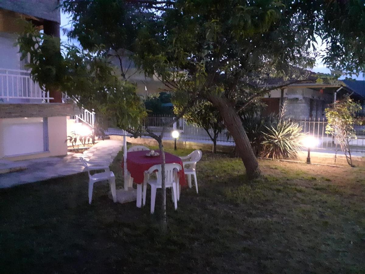 Polis΄ House Apartment Vrasna Luaran gambar