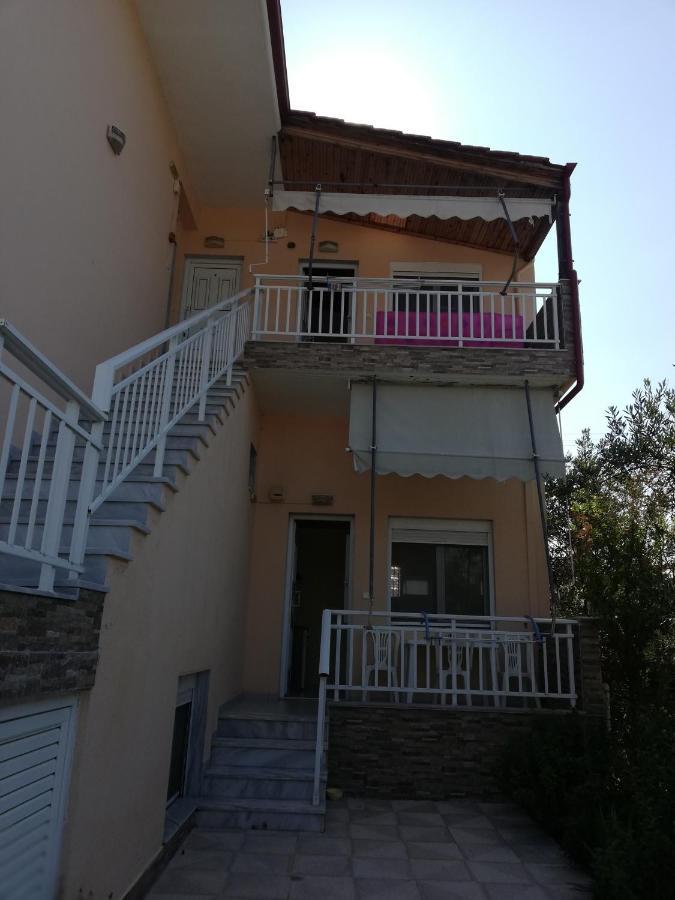 Polis΄ House Apartment Vrasna Luaran gambar
