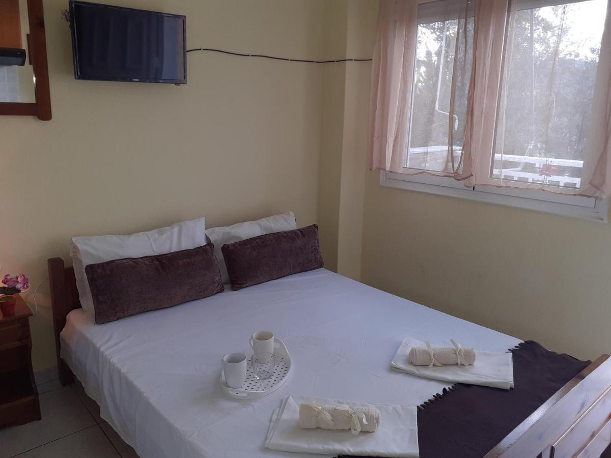 Polis΄ House Apartment Vrasna Luaran gambar