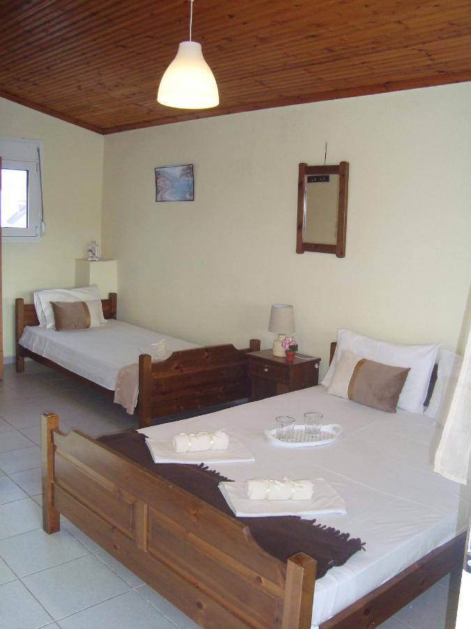 Polis΄ House Apartment Vrasna Luaran gambar